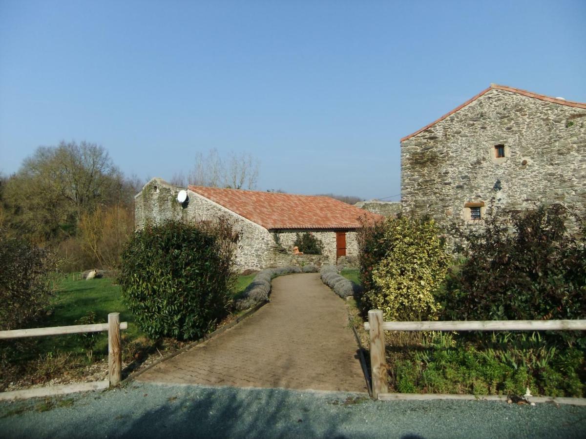 Le Logis De La Mesanchere Hotel Apremont  Bagian luar foto